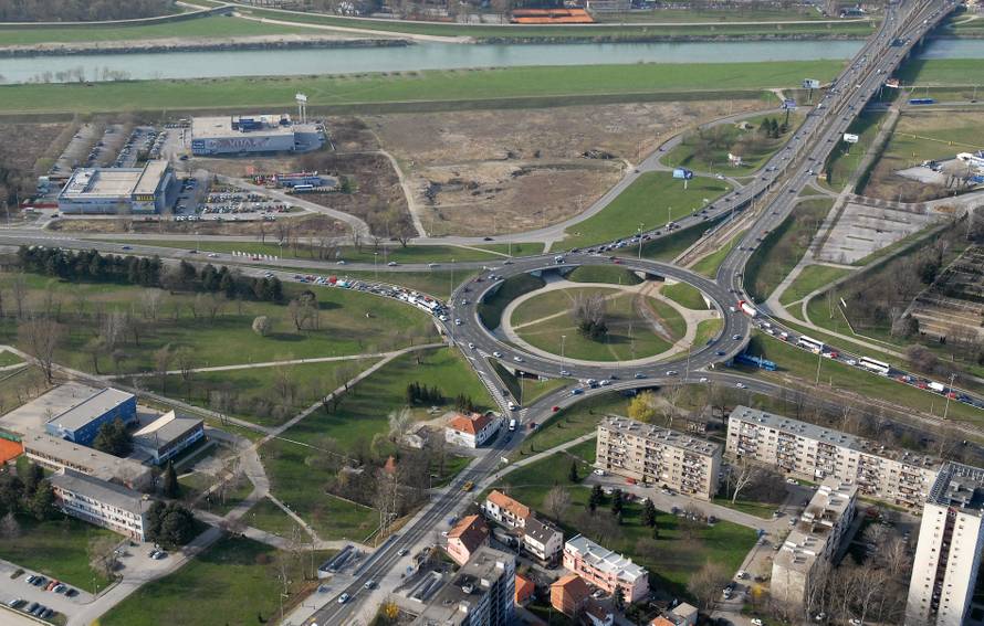 Pogledajte video: Zagrebački rotor zatvorili su za promet...