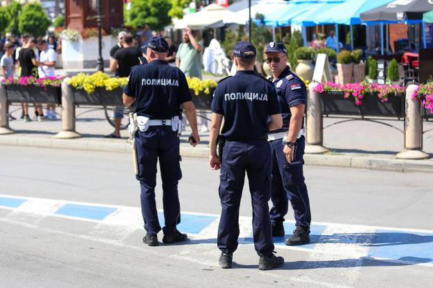 Policija u Novom Pazaru nakon obračuna navijača Novog Pazara i Jagiellonia Bialystoka