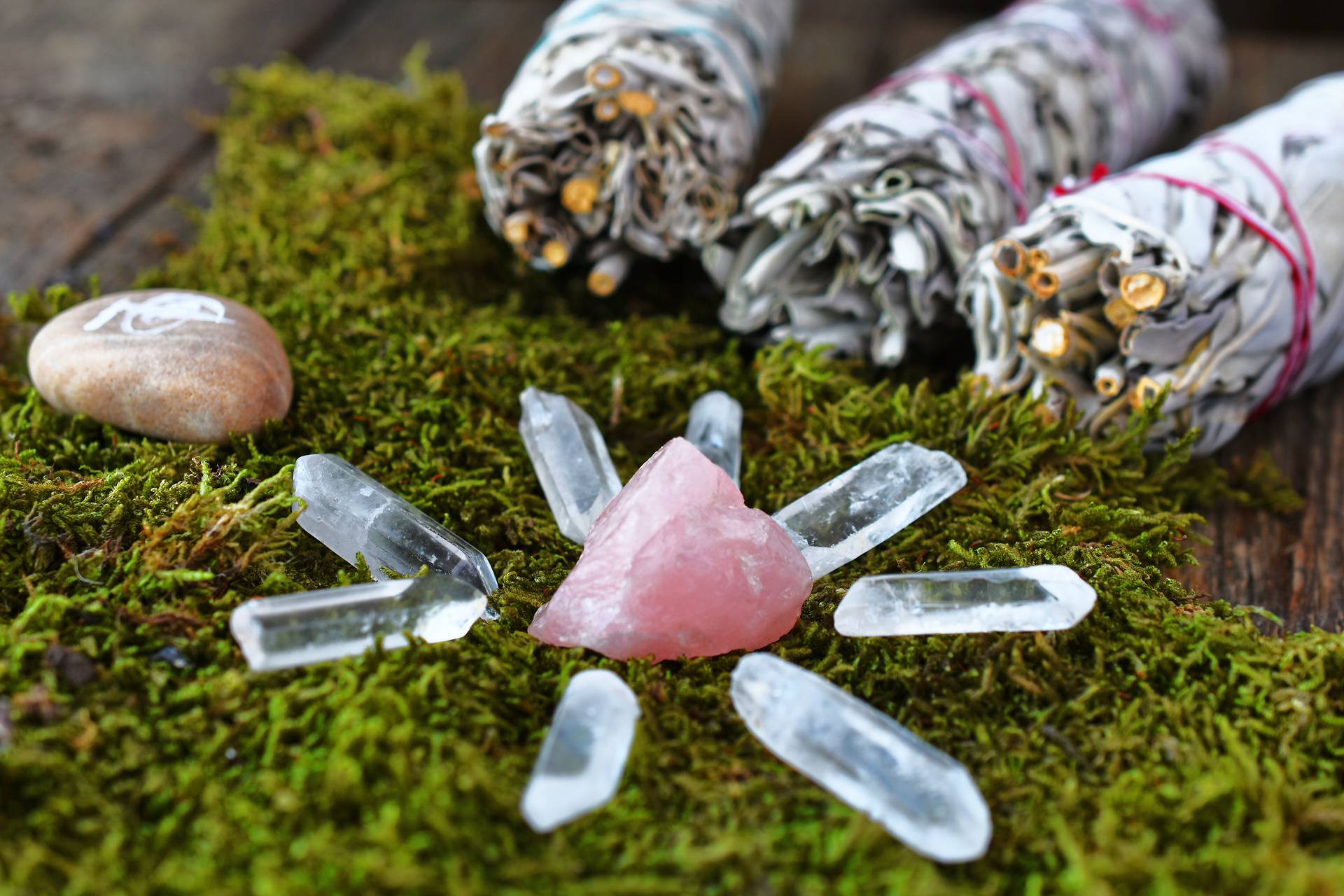 Stručnjaci objasnili: Privucite sreću u život s ovih 13 kristala