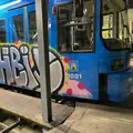 Netko upao u ZET na Remizi i išarao tramvaj iz Augsburga: 'To je iznimno opasno zbog napona'