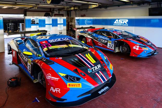 FOTO 24sata na utrci u Italiji. Pogledajte spektakl s hrvatskim vozačem za volanom Huracana