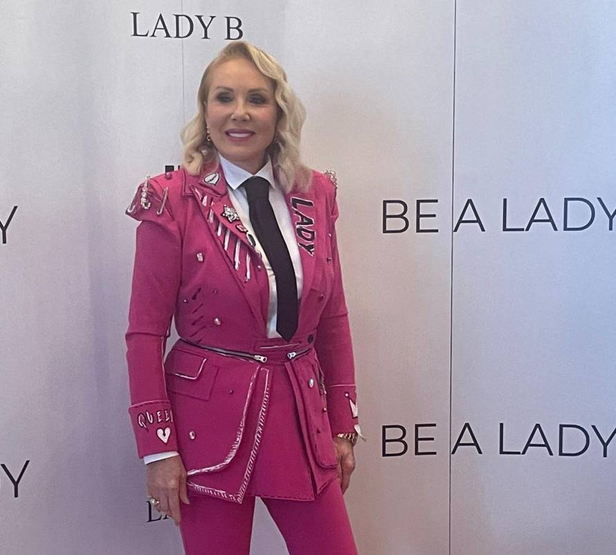 Lepa Brena: 'Večeras ću podržati Aleksandru u Areni. Stvarno se nadam da se neću rasplakati'