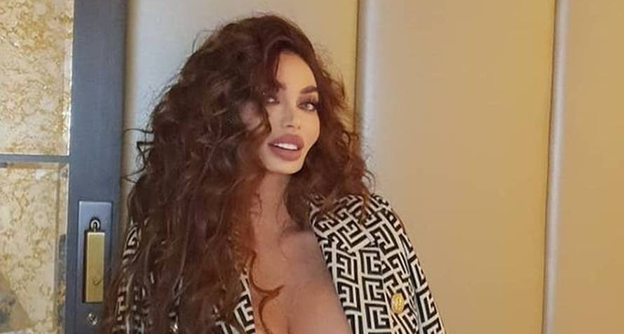 Soraja dobila od dečka crni džip koji košta 360.000 eura: Uživa u luksuzu, ali i u Monte Carlu