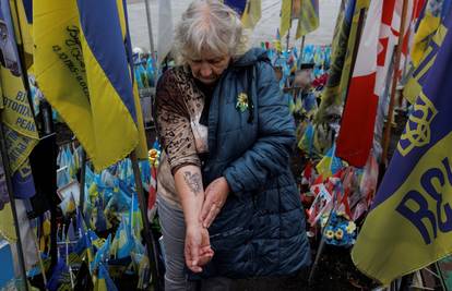 Tetovaže koji liječe rane rata: Ukrajinci na tijelu žele čuvati uspomenu na svoje izgubljene