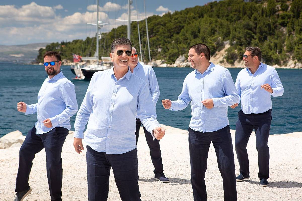 Klapa ima novi hit: Tko je 'malo maka' u novom spotu Rišpeta?