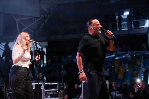 Frankfurt: Hrvatska noć u Suwag Energie Areni