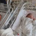 Oni su blizanci: Kćerkicu rodila u svibnju, a sina u kolovozu...