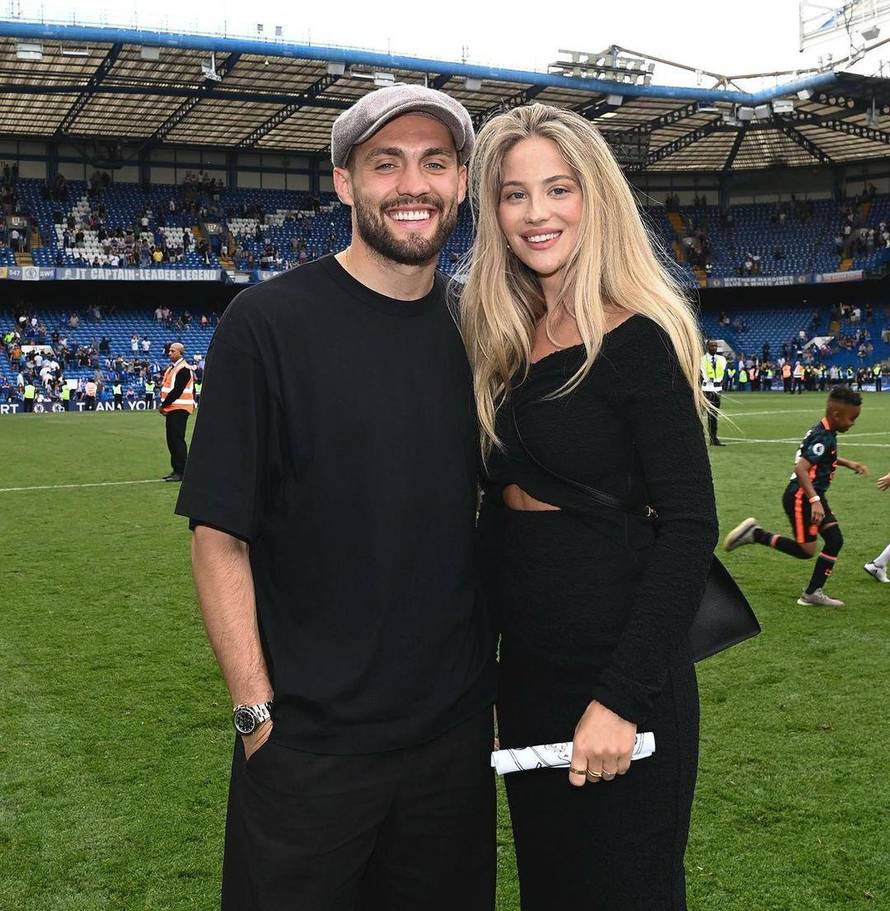 FOTO Izabel Kovačić bodri svog Matea s tribina na Poljudu...