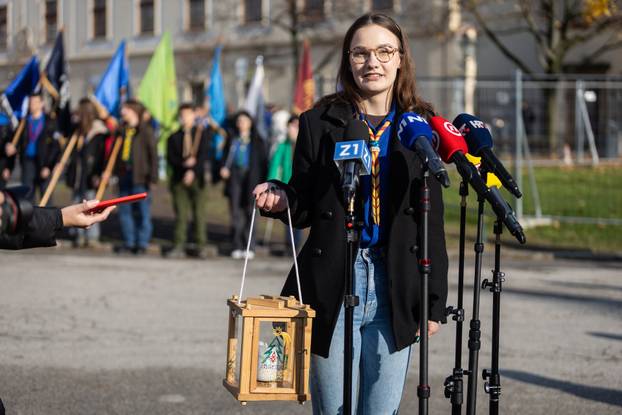Zagreb: Predsjednik Sabora na ceremoniji donošenja Betlehemskog svjetla mira
