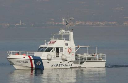Bura uzrokovala probleme na Jadranu: Spašeni svi brodovi