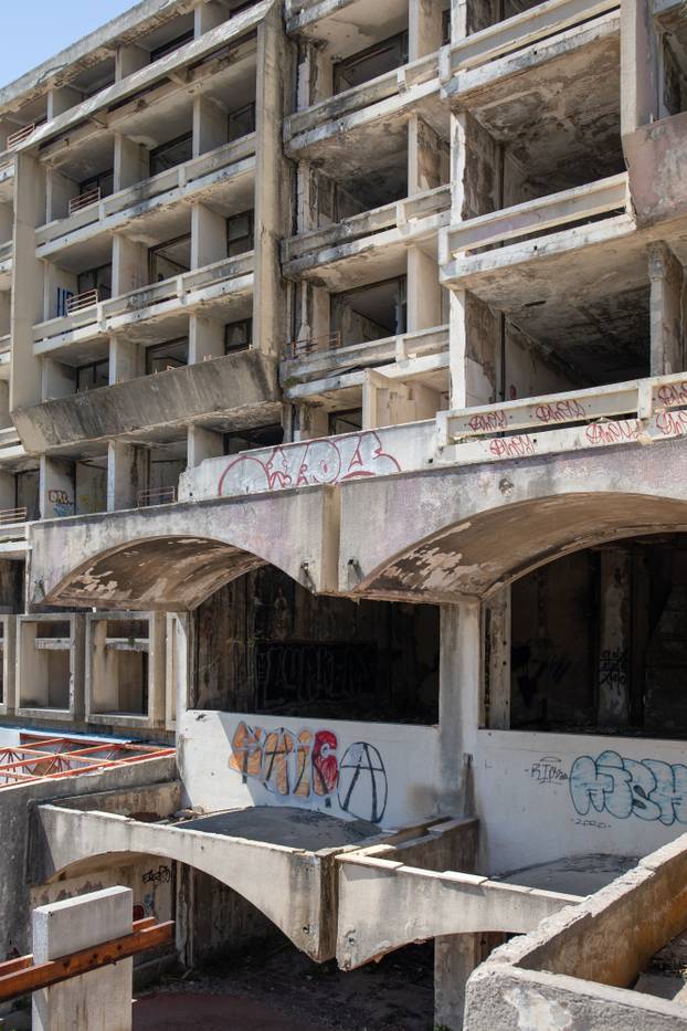 BBC među 12 najfascinantnijih napuštenih zdanja na svijetu uvrstio i kompleks u Kuparima