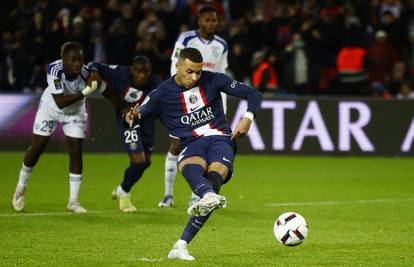 PSG jedva do tri boda: Mbappe tek iz penala za slavlje Parižana