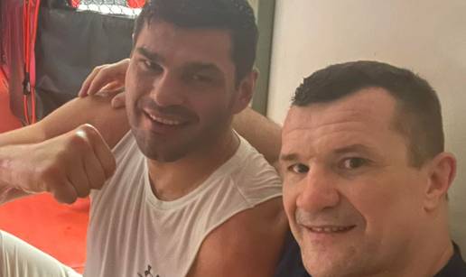 Cro Cop ugostio Hrgu u dvorani: Danas lagani sparing, a Fićo je za***an kao kratka deka...