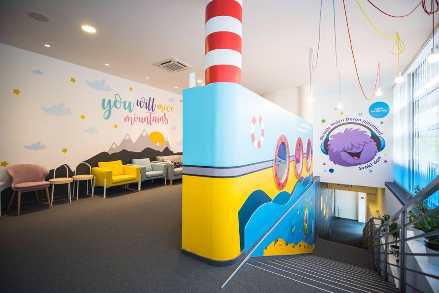 Kako izgleda jedan sat u Helen Doron English