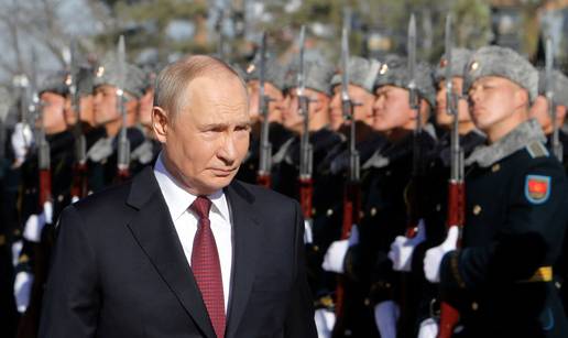 Putin: Vlasti moraju ojačati ruski identitet u Ukrajini