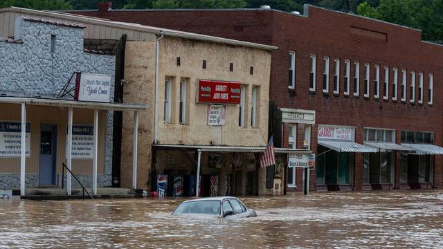Kentucky: Najmanje osam mrtvih nakon razornih poplava