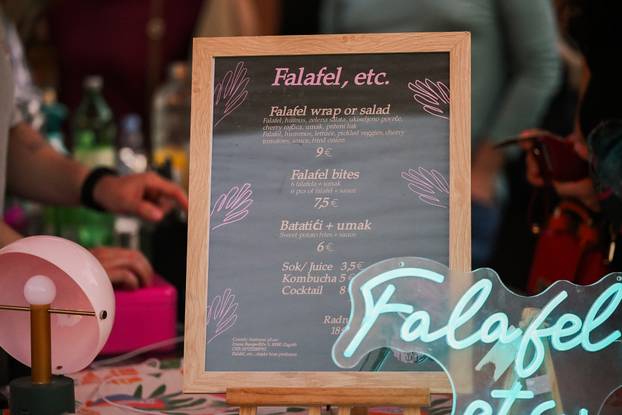Zagreb: PLACe Market na Kvatriću okupio velik broj posjetitelja
