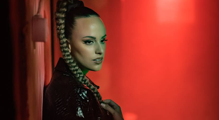 Stefany iz 'Voicea' objavila je novu pjesmu: Baš je talentirana