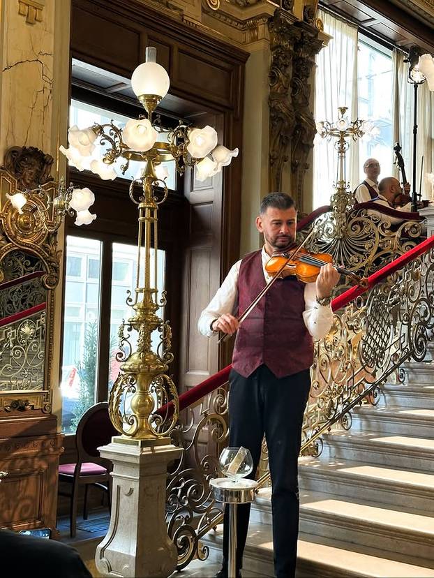 FOTO Ovo je najljepša kavana na svijetu, a udaljena je samo tri sata od Zagreba