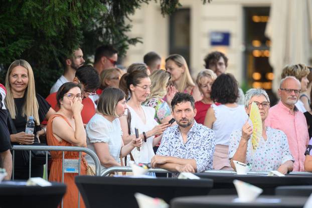 Zagreb: HNK završio kazališnu sezonu koncertom "Devedesete – godine koje pamtimo"