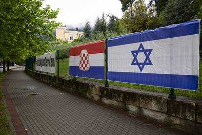 Mostar: Uz transparent #UnitedAgainstTerrorism osvanule zastave Izraela i Herceg Bosne