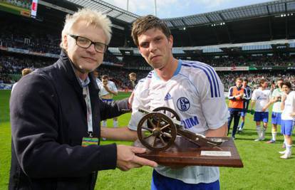 Huntelaar sve suigrače vodi u New York na slavljenički tulum 