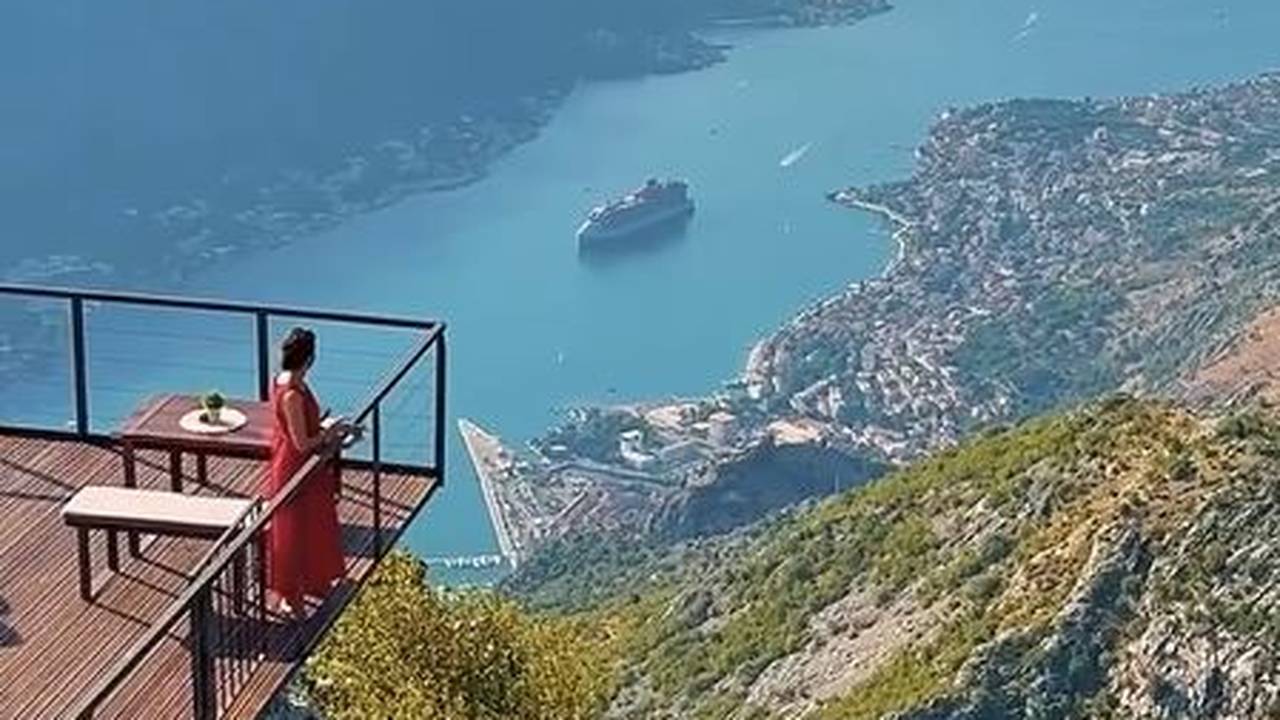 FOTO Ovaj kafić u Crnoj Gori ima najljepši pogled na svijetu!