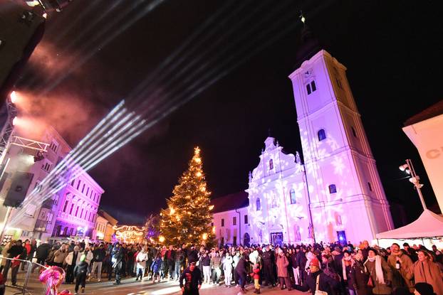 Čakovec: Doček Nove Godine uz bend Dobre vibracije i svjetlosni show
