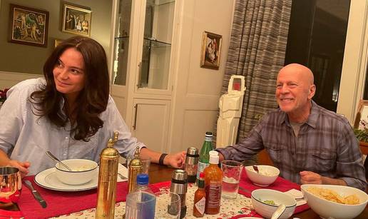 Emma Heming Willis iskreno o blagdanima s Bruceom: Tuga i radost danas idu ruku pod ruku