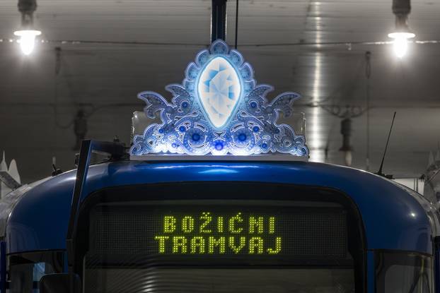 Božićni tramvaj uveseljavat će putnike u Osijeku