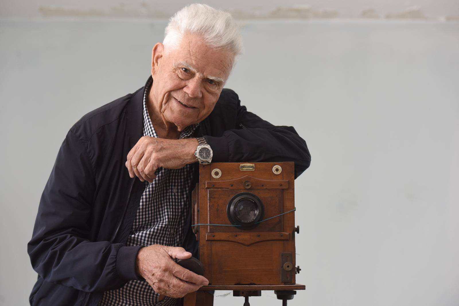 Otišla zadarska legenda: Foto Vjeko preminuo u 92. godini