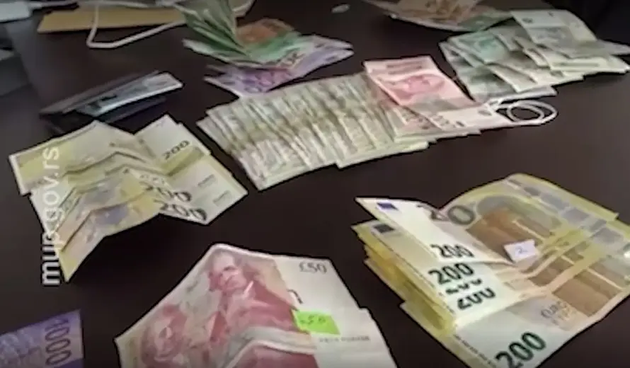 VIDEO Rolex, novac i privatna teretana! Pogledajte kako su 'pali' članovi kartela u Srbiji