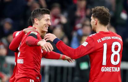 Borussia doživjela potop u 13 minuta, Bayern dobio Schalke!