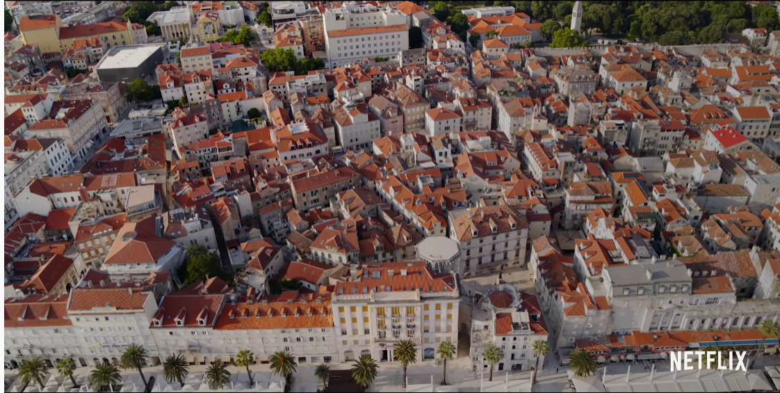 Izlazi Netflixov film o odmoru prijateljica u Splitu, uz zvijezdu 'Tračerice' glumi i Amar Bukvić