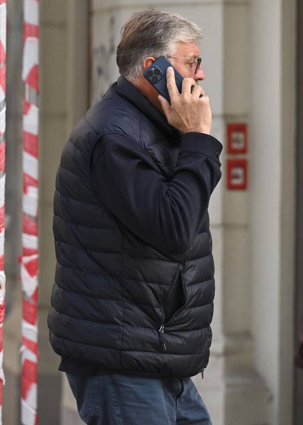 Zagreb: Dubravko SImenc prosetao gradom