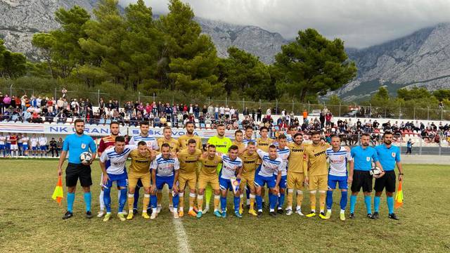 Vječni trenutak dragulja 'bilih': Za Hajduk zaigrao 15-godišnjak