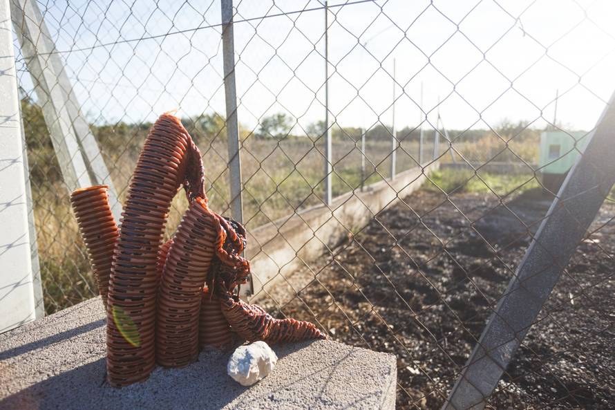 Tijekom noci zapaljen repetitor u Škabrnji, izgorjeli agregati vrijedni 150 tisuća kuna