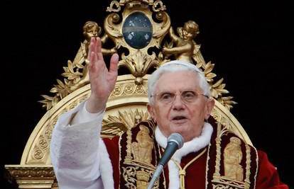 Vatikan: Papa Benedikt ne mora na sud, ima imunitet 