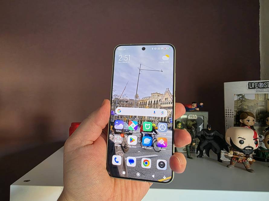 Isprobali smo Xiaomi 15:  Malen, ali brutalno snažan i spreman bilježiti sve vaše avanture