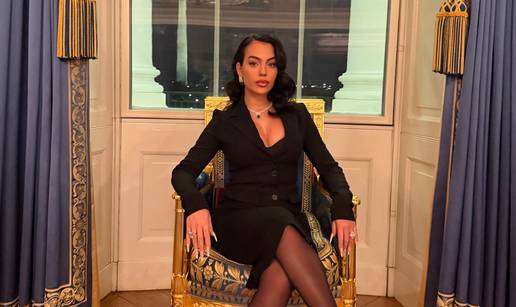 FOTO Georgina uz Ronalda slavi naslov, a ako pukne ljubav, ona se osigurala za cijeli svoj &zcaron;ivot