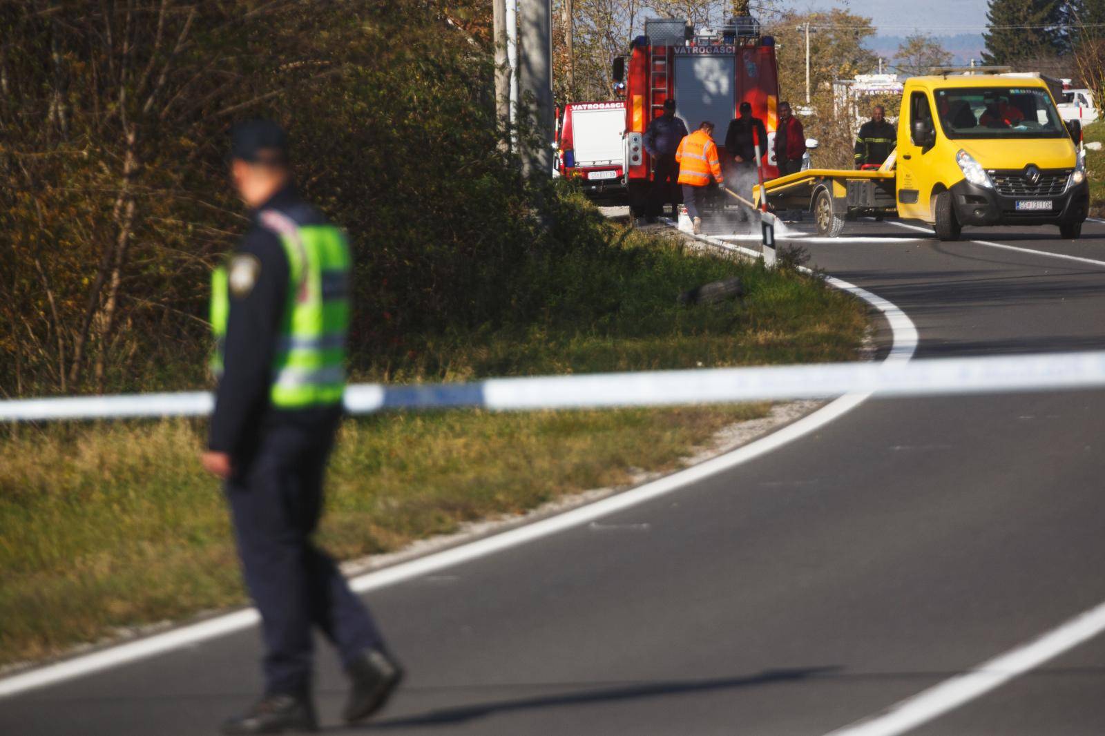 Jošani: Tri osobe poginule u frontalnom sudaru između dva automobila