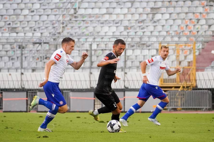 Utakmica iza slabo zatvorenih vrata: Što ćete, pobijedili su Hajduk i to im je velika vijest