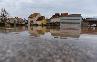 Poplave u Njemačkoj: Rijeke su se prelile nakon obilnih kiša