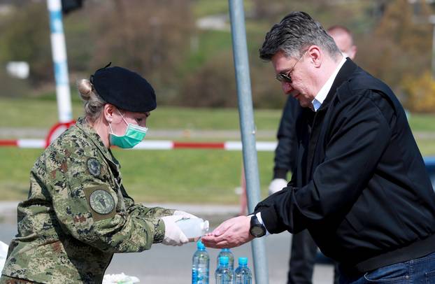 Zagreb: Predsjednik Zoran Milanović obišao je kamp ispred KB Dubrava