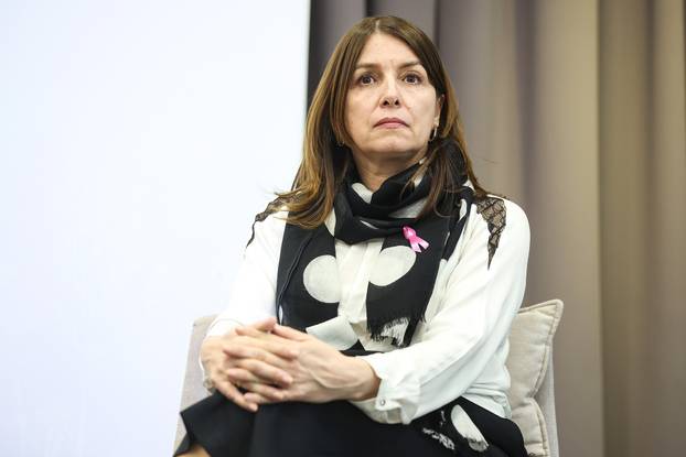 Zagreb: Panel diskusija o borbi protiv raka dojke pod nazivom "Ovog je gosta - dosta!"