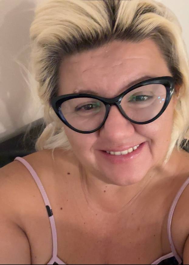 FOTO Tko je ova svestrana dama koja u emisiji 'Ljubav je na selu' želi osvojiti farmerovo srce?