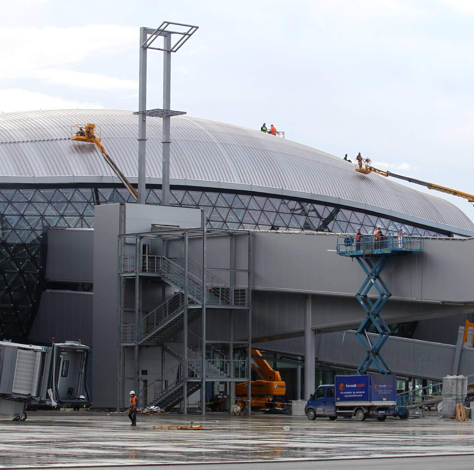 Bili smo unutra: Ovo je novi terminal zračne luke u Zagrebu