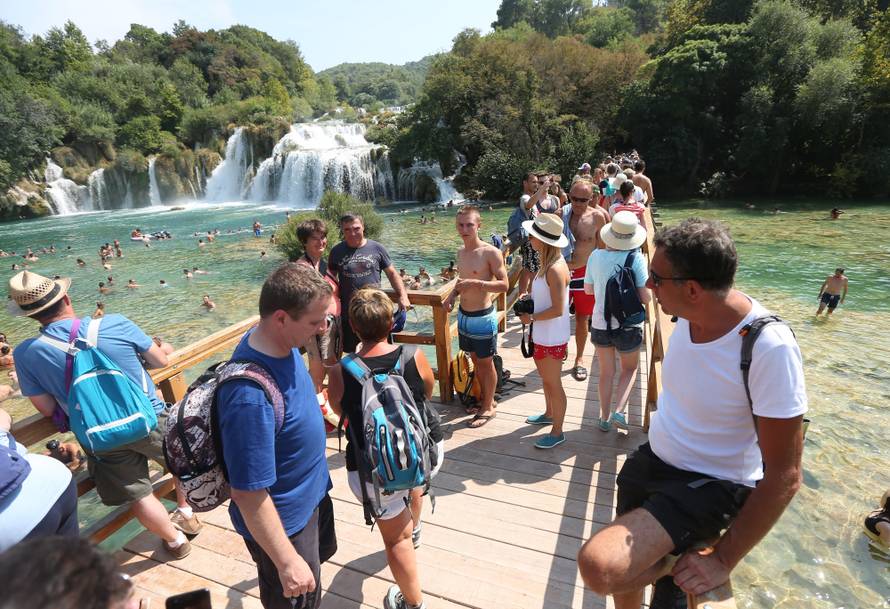 Ljepote Nacionalnog parka Krka i tijekom turistiÄke sezone zaista oÄaravaju
