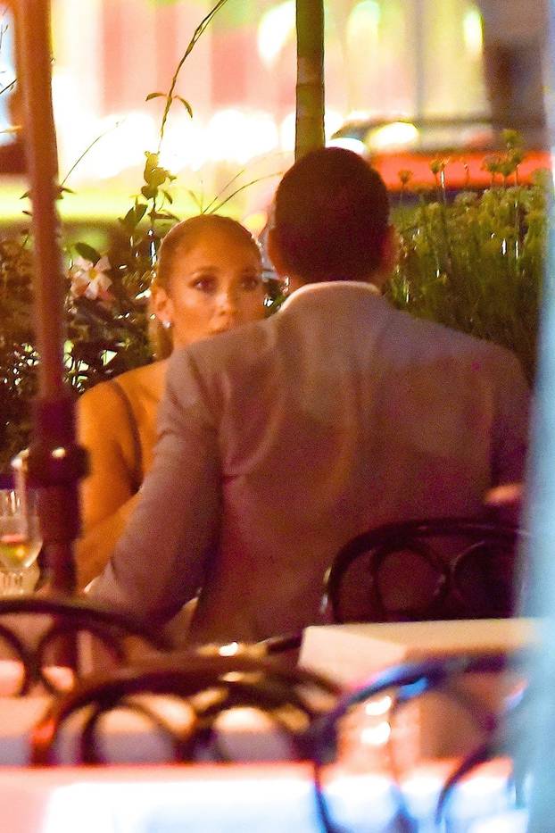 *EXCLUSIVE* Jennifer Lopez and Alex Rodriguez out enjoying a romantic dinner date