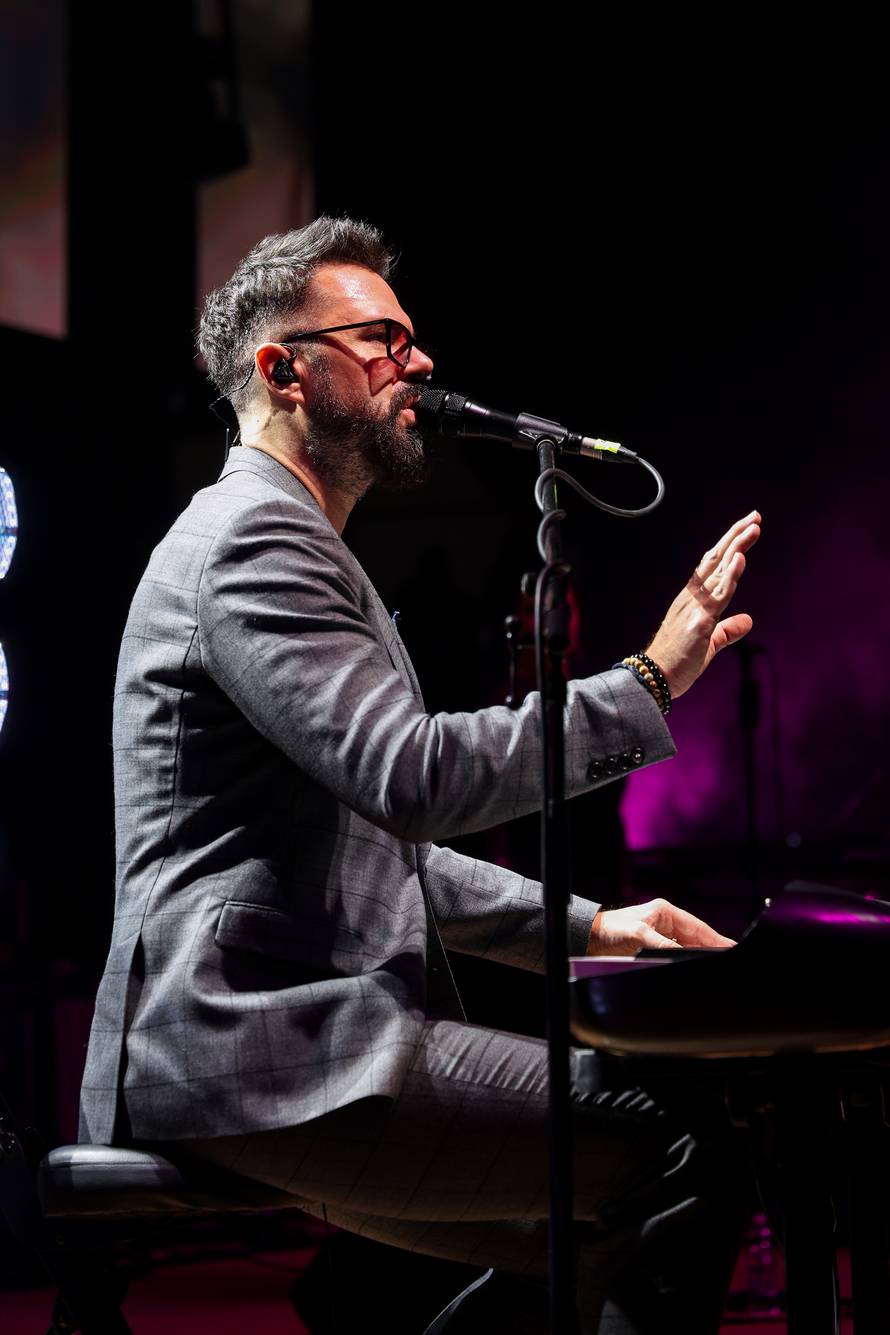 Frankfurt: Hrvatska noć u Suwag Energie Areni